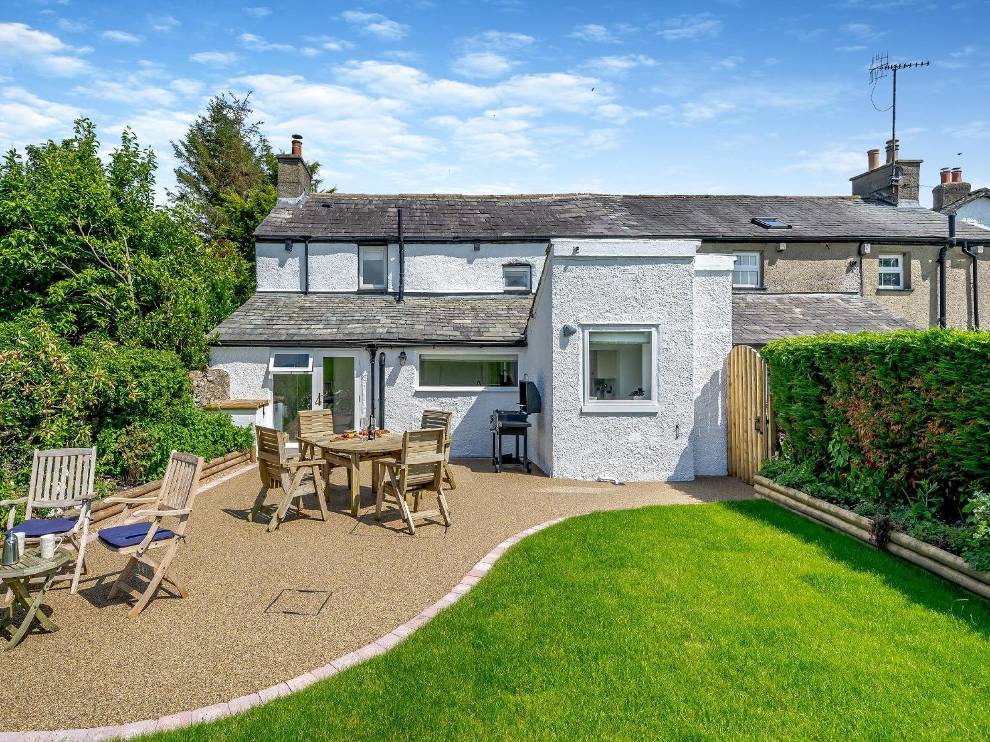 Rose Garden Cottage Heversham 外观 照片